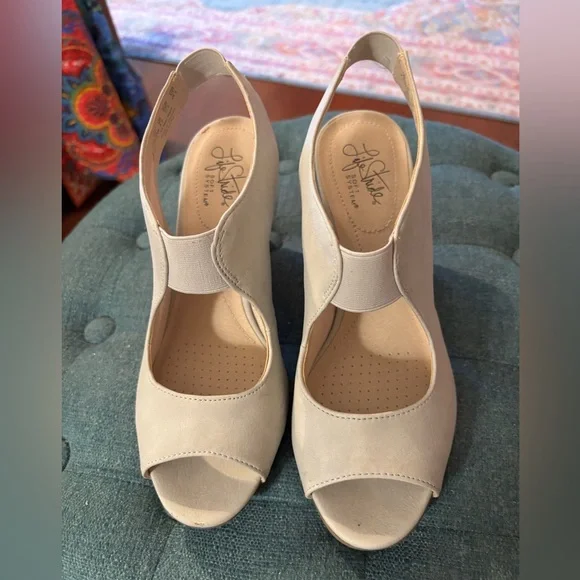 Life Stride Women's soft grey peep toe heels 7.5 wide - Picture 1 of 5